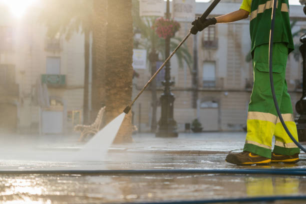 Best Gas Station Cleaning  in Samoset, FL